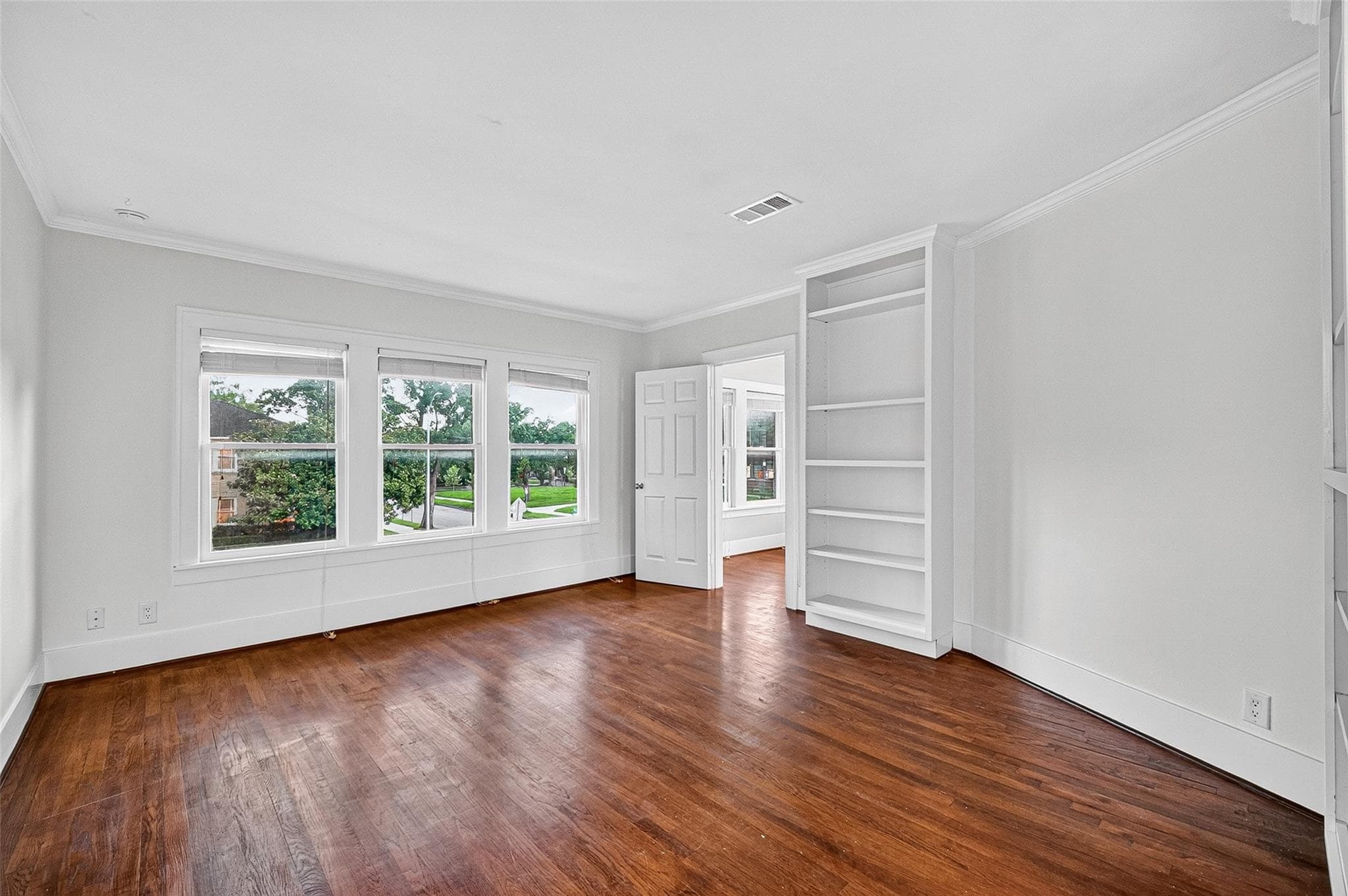 Gallery image 3
