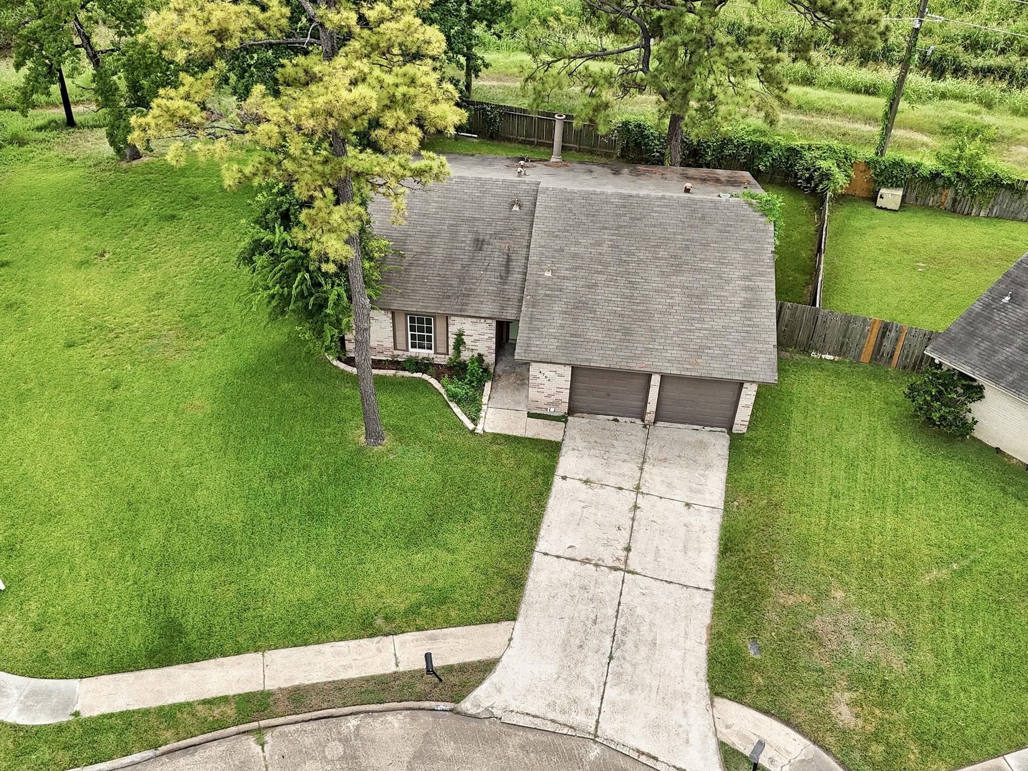 4706 Glendower Dr