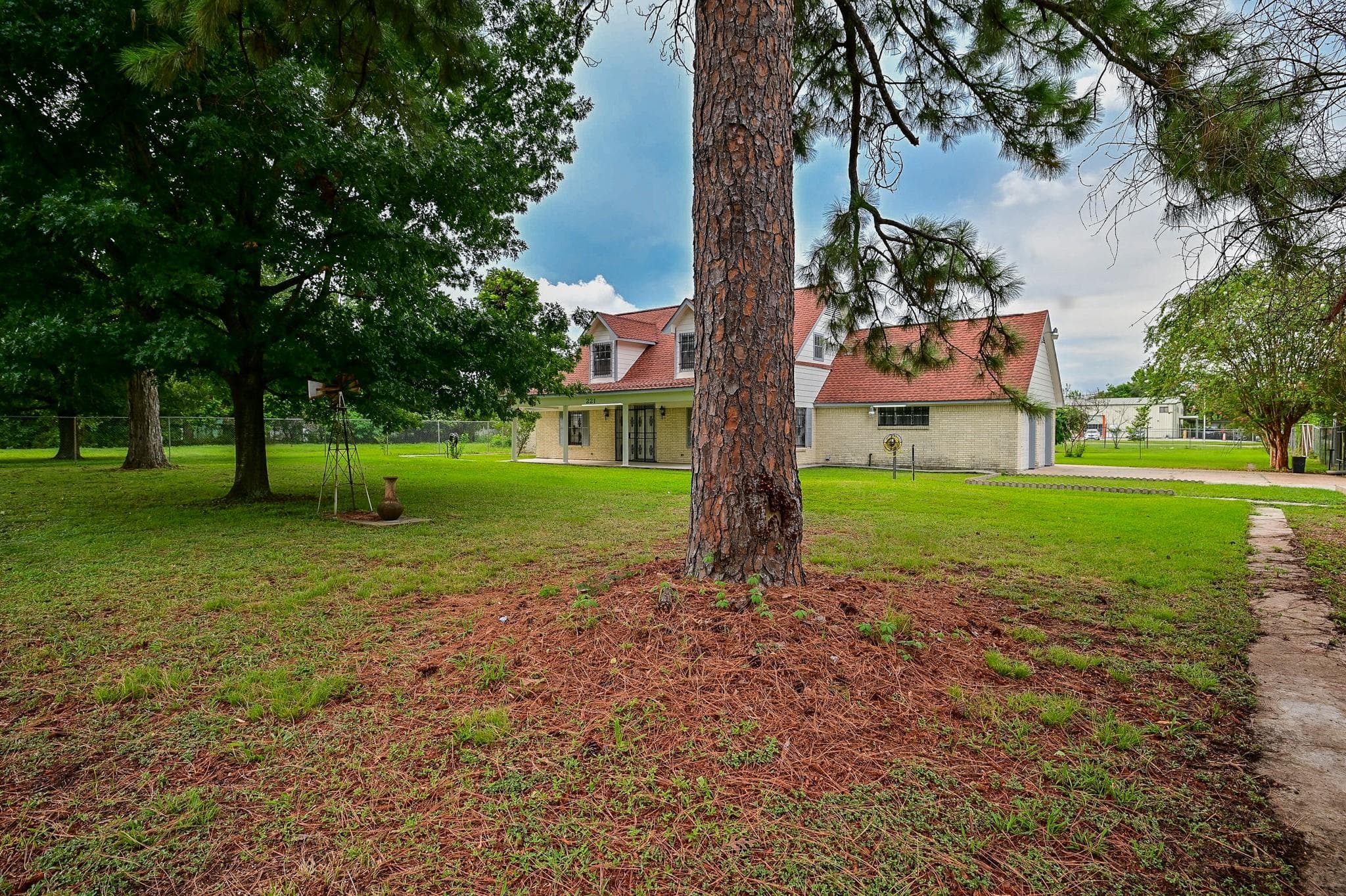 Gallery image 2