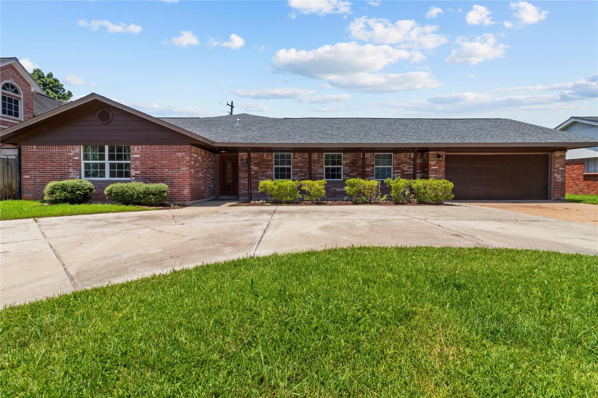 2304 Harper Dr