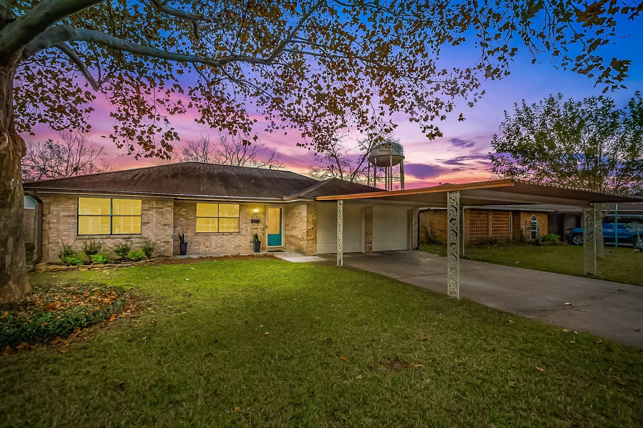 2730 Spa Dr