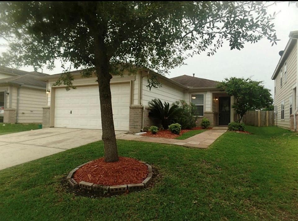 Main property image