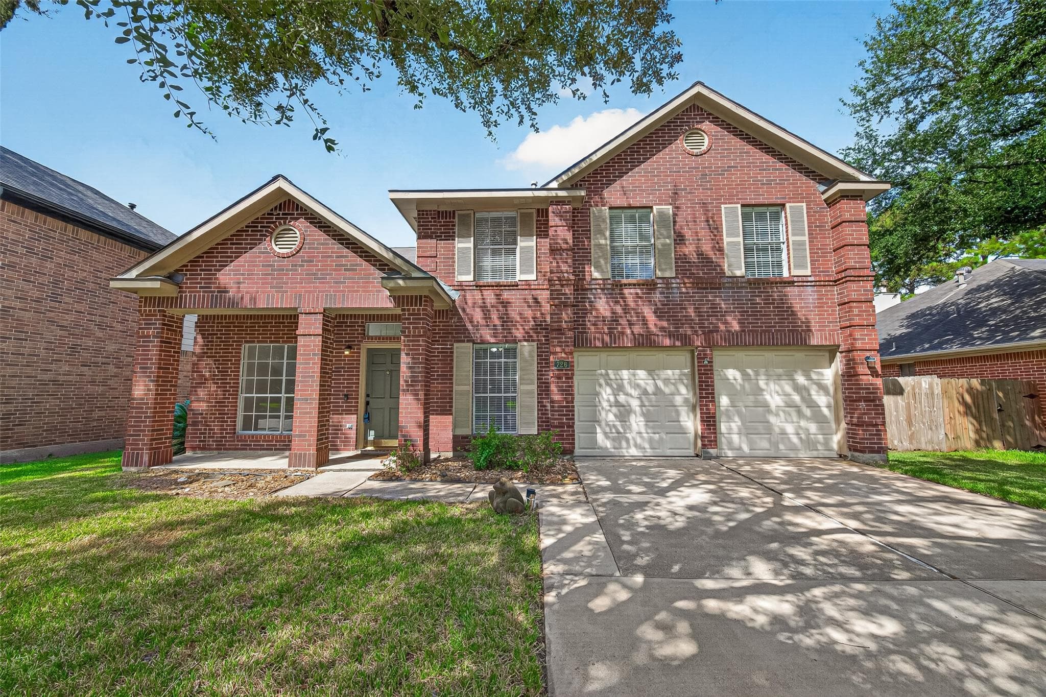 726 Long Prairie Dr