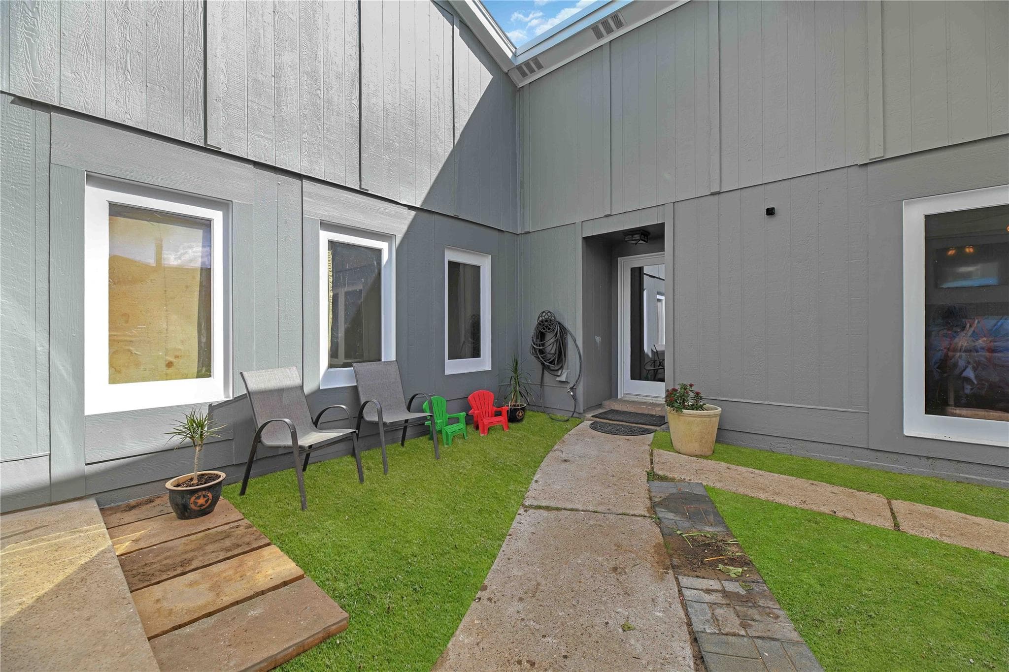 Gallery image 3