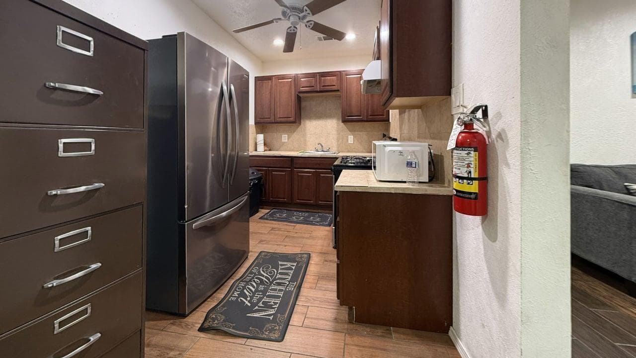 Gallery image 3