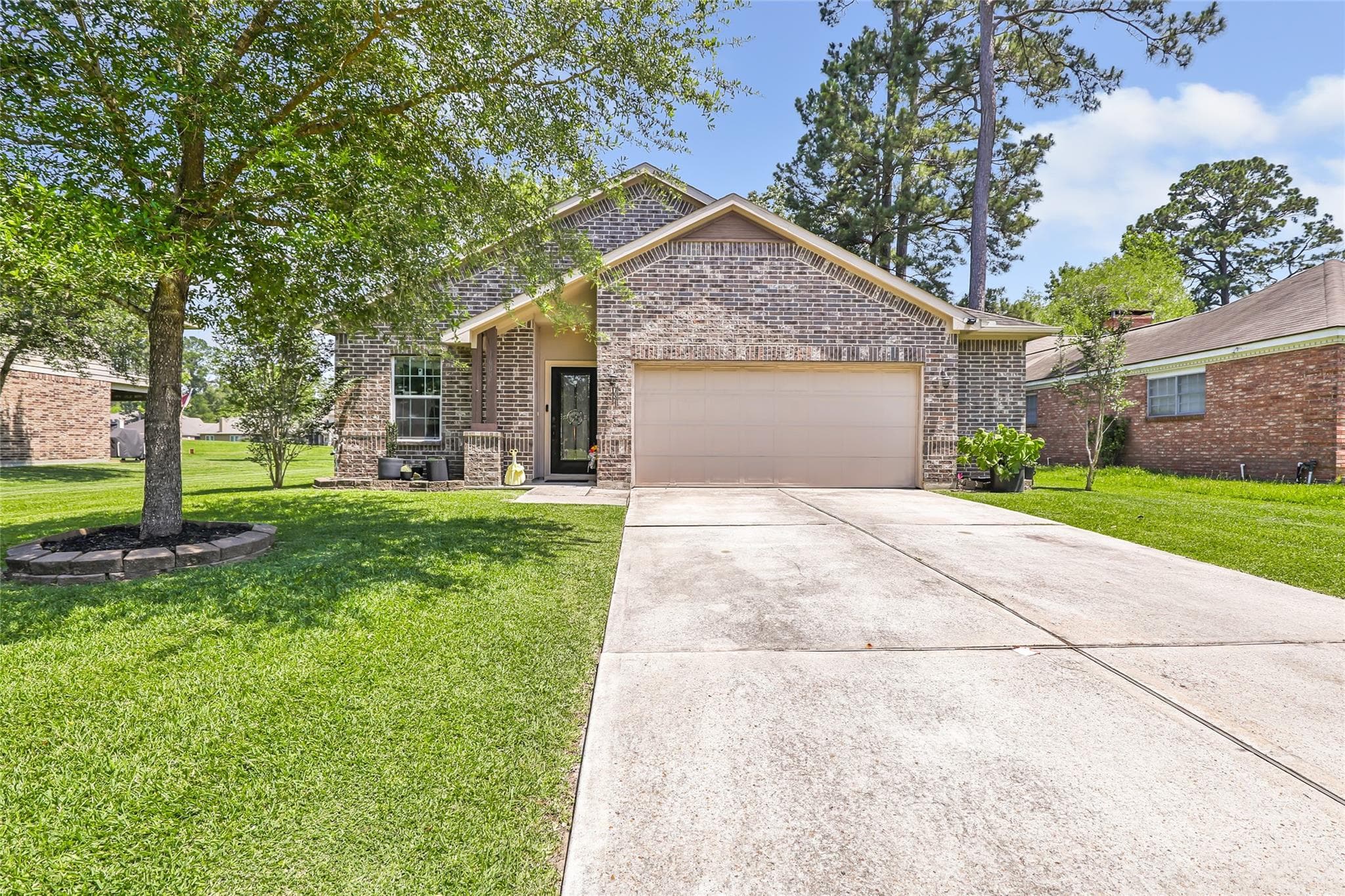 1603 Sahara Dr