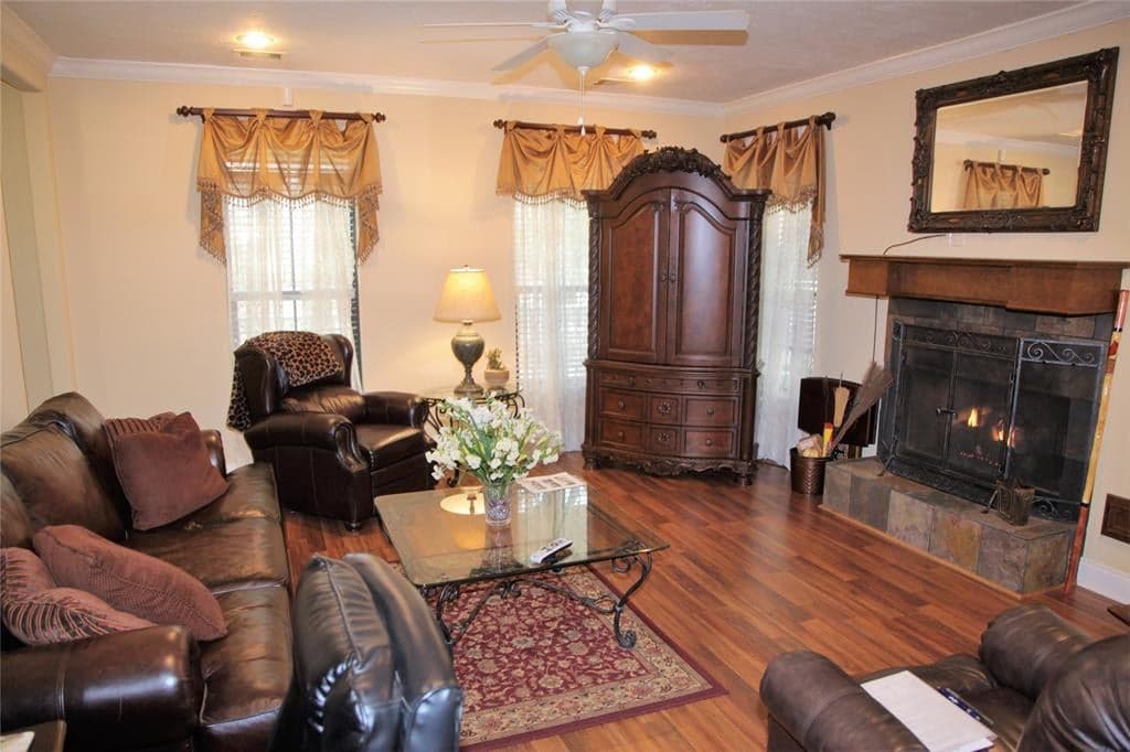 Gallery image 4