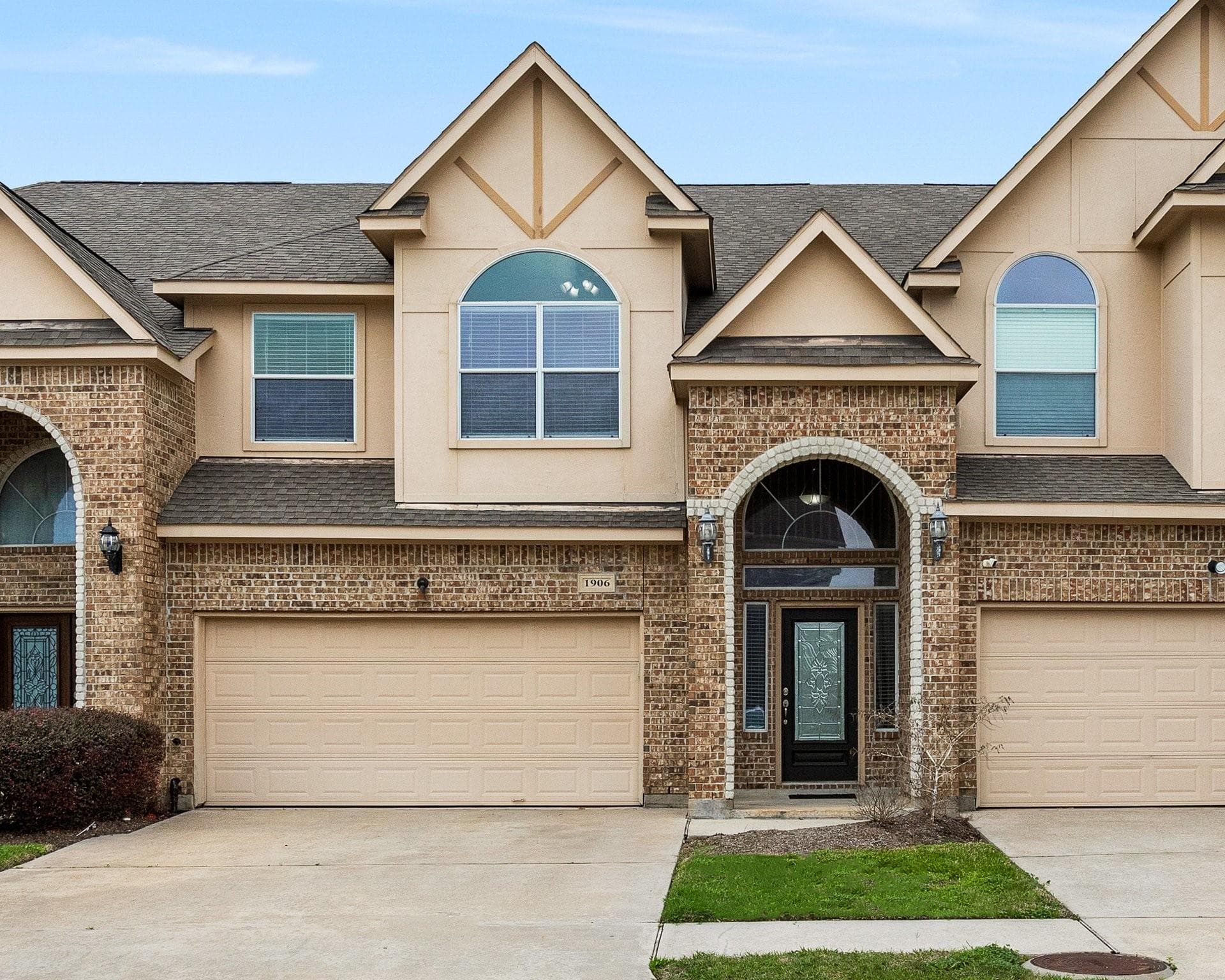 1906 Jara Ct