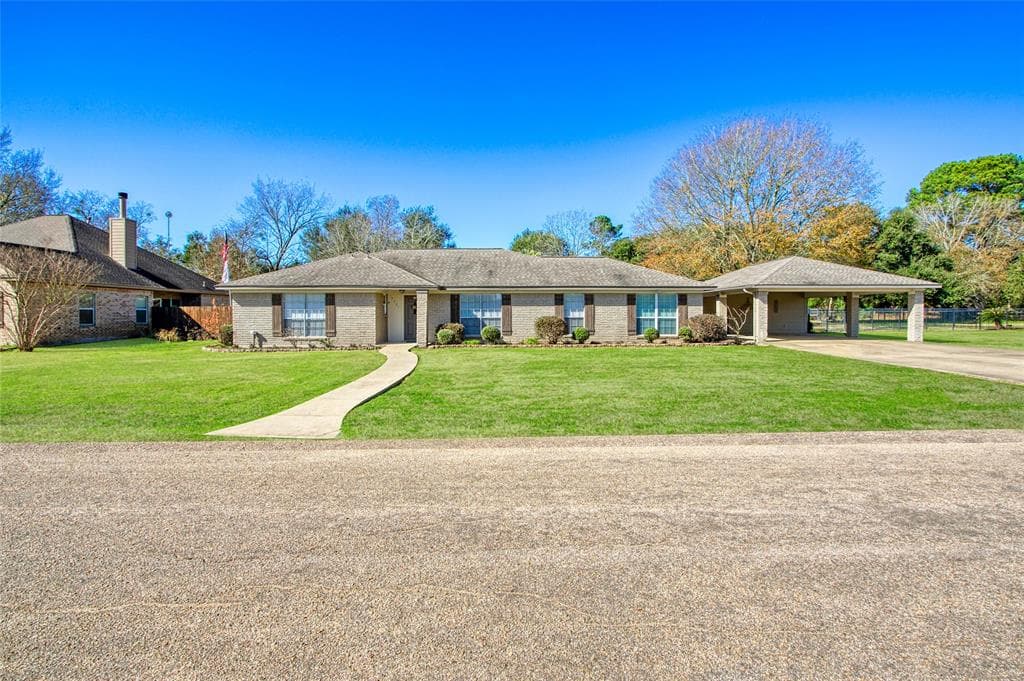 15527 Kitty Hawk Dr