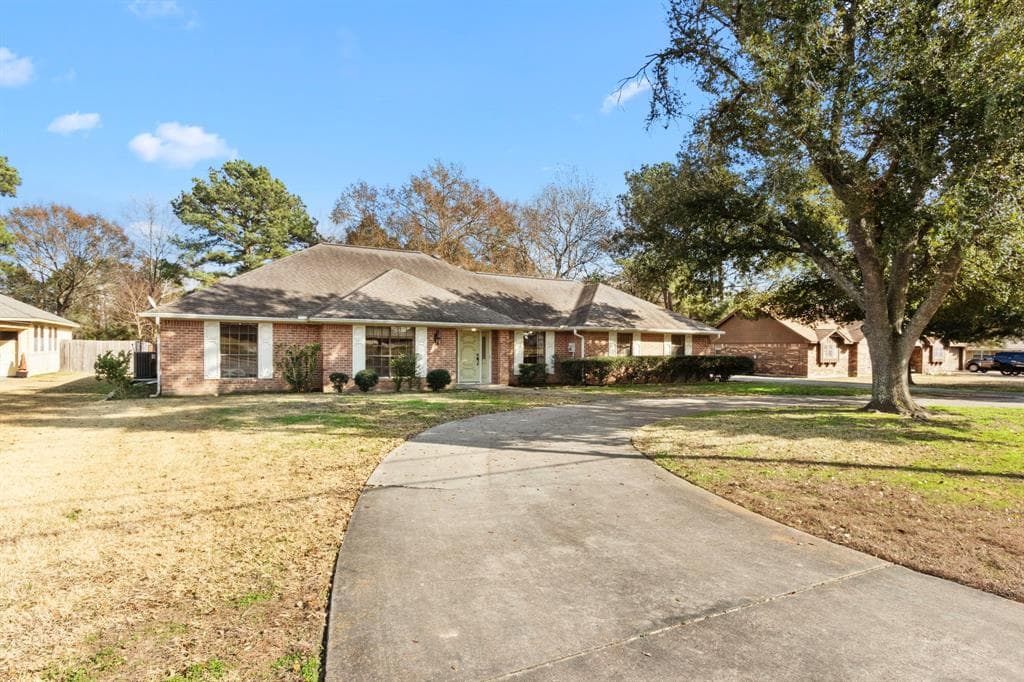 713 Baker Dr