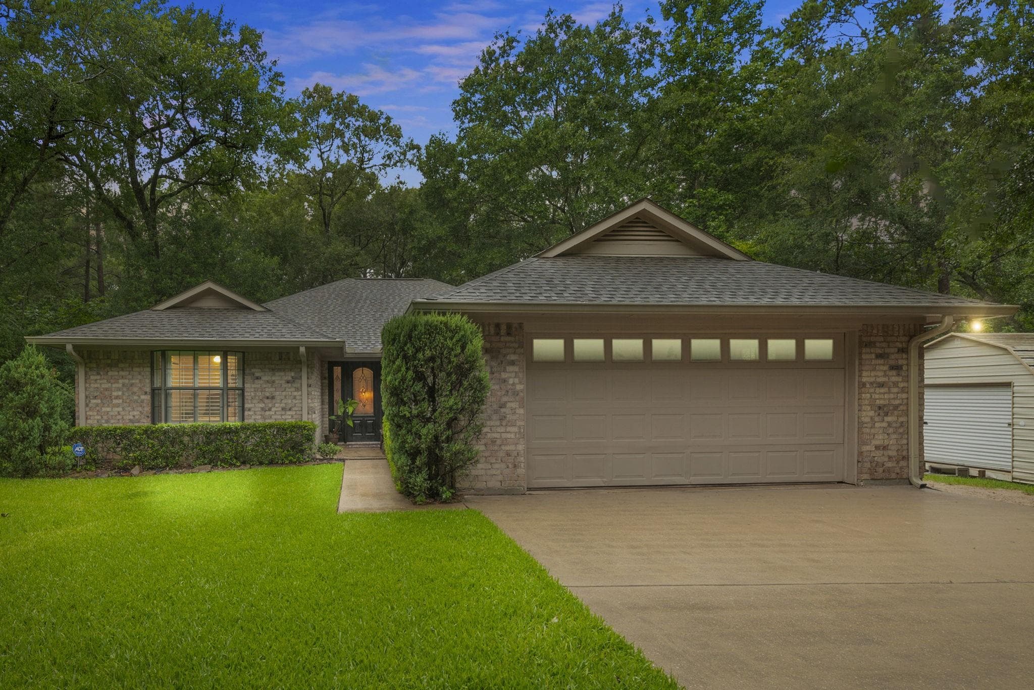 106 Wood Forest Ln