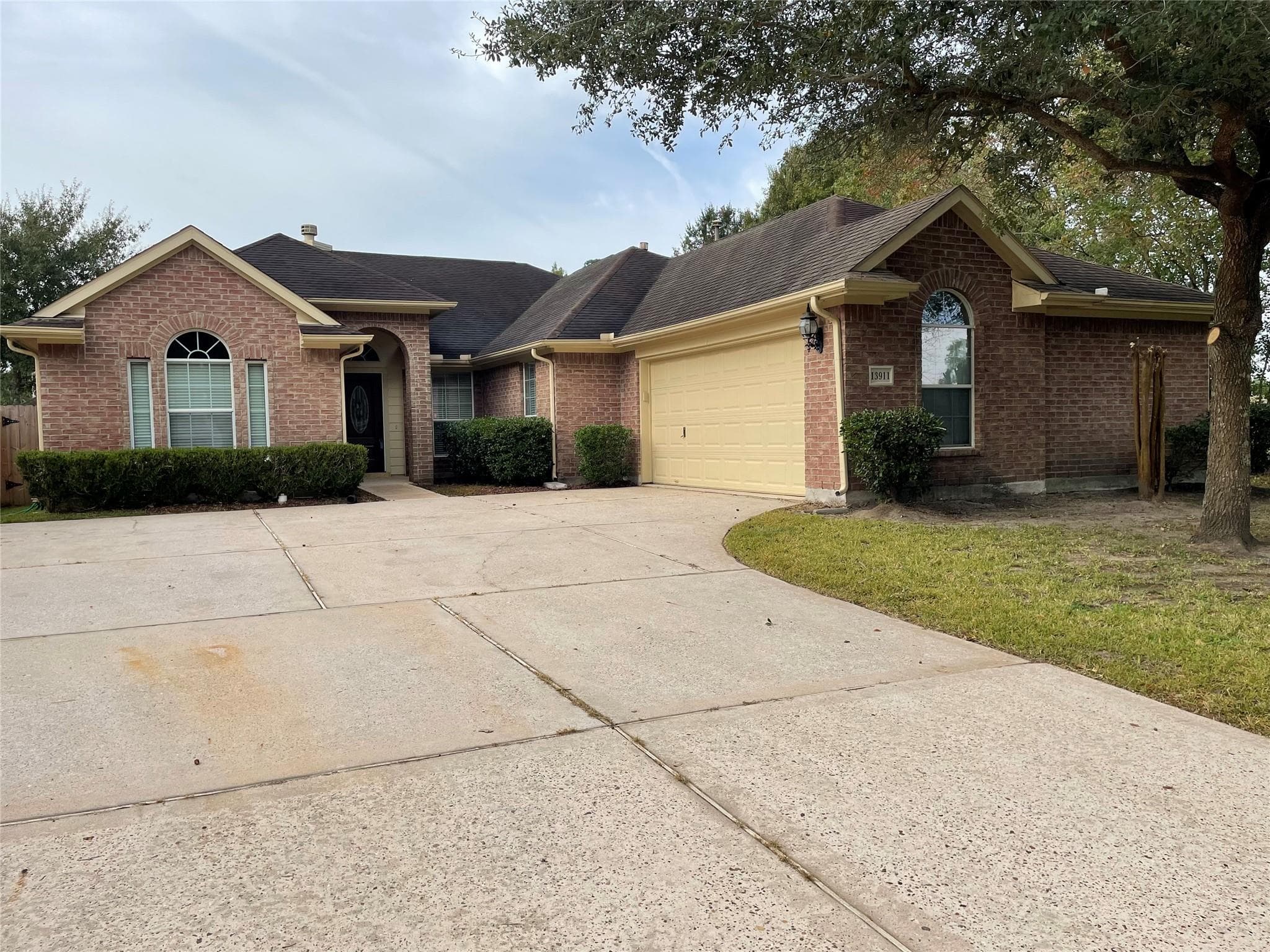 13911 Brighton Park Dr