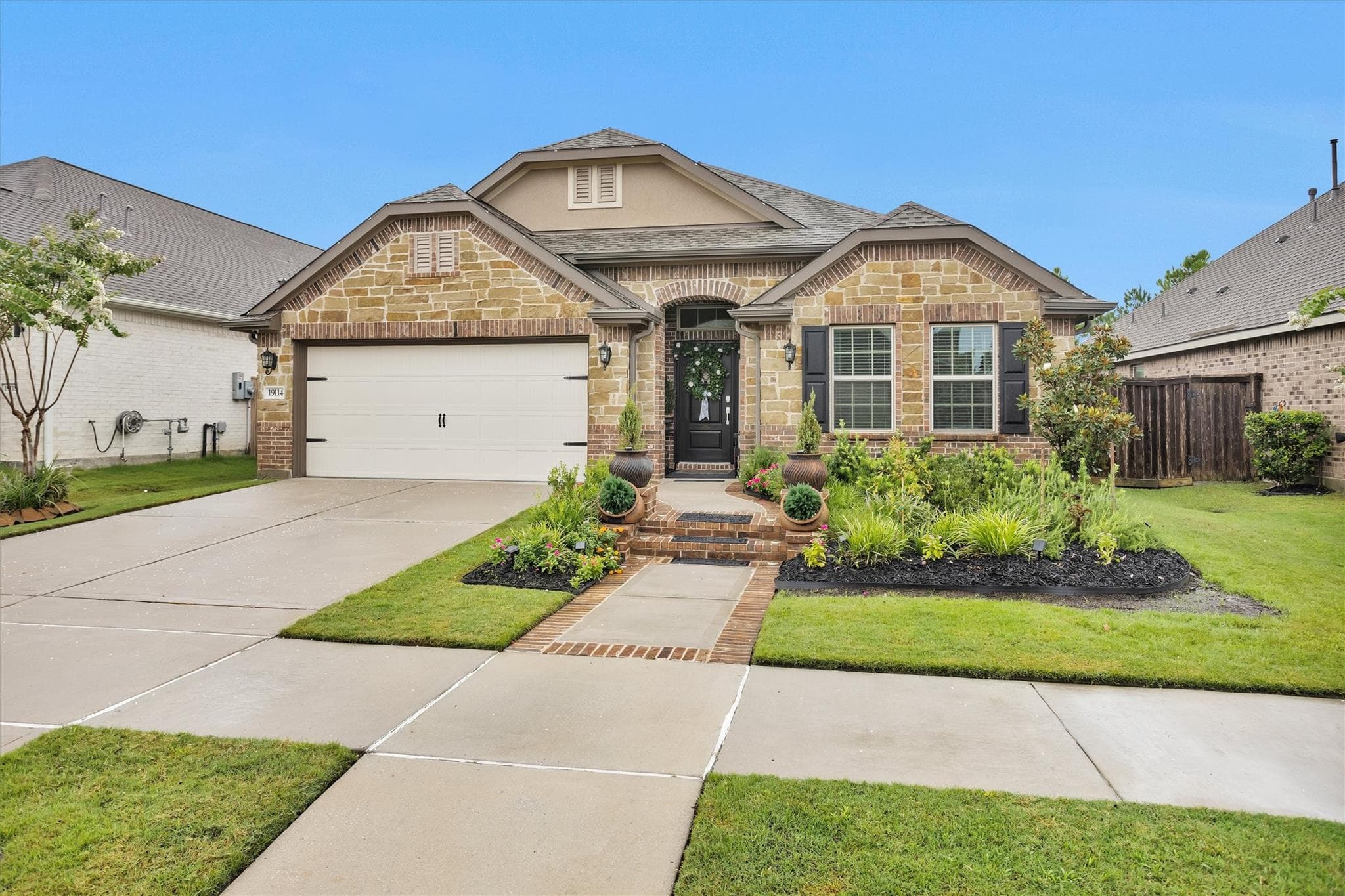 19114 Longhorn Point Dr