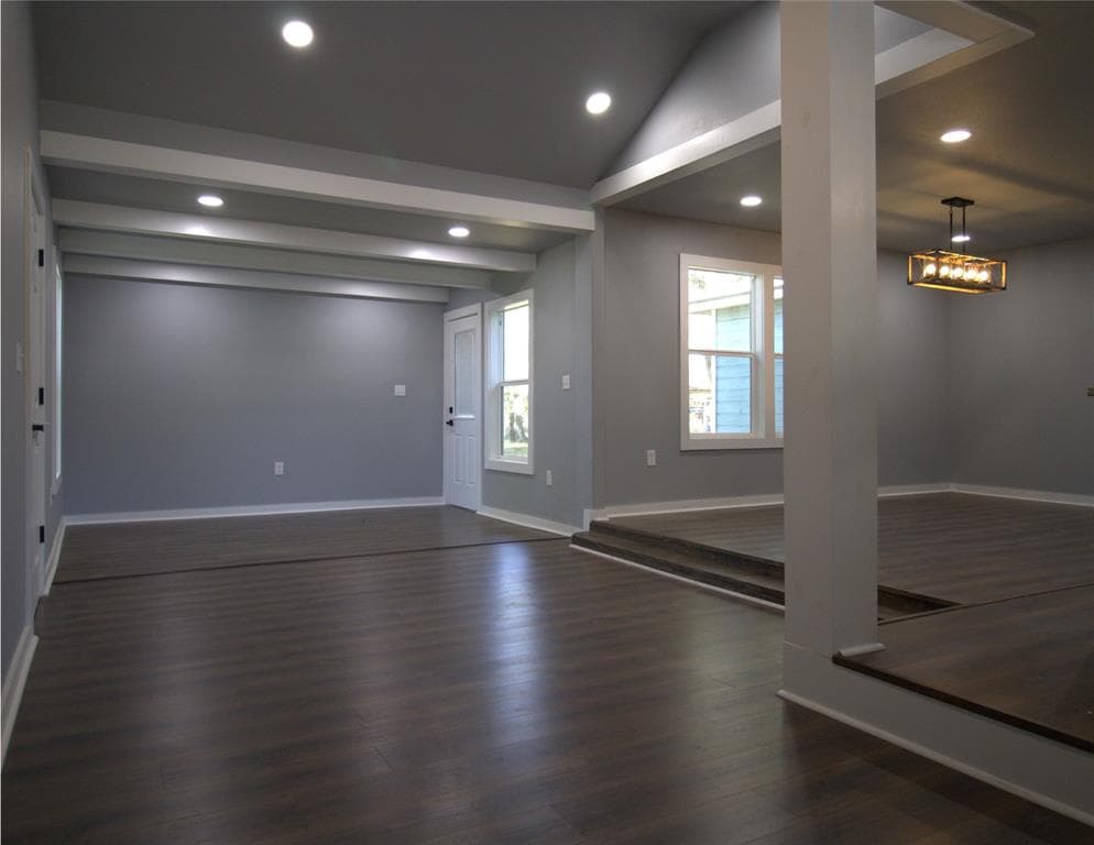 904 Lawndale Ave