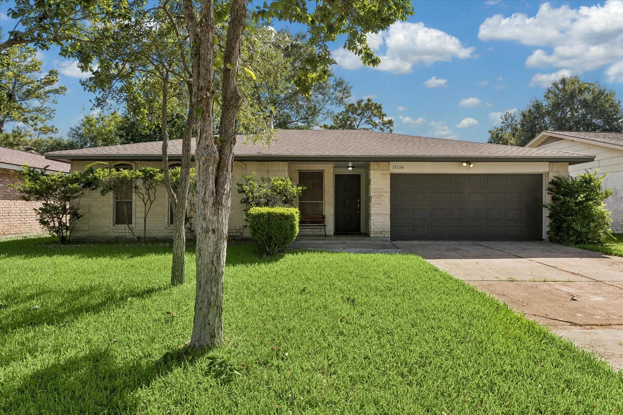 17134 Barcelona Dr