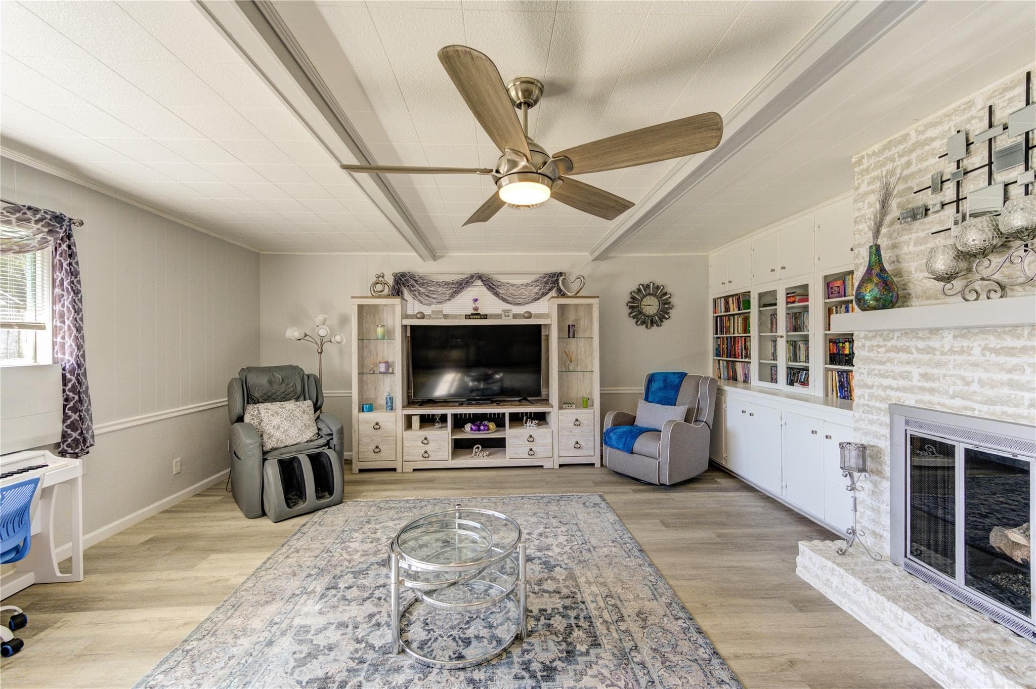 Gallery image 4