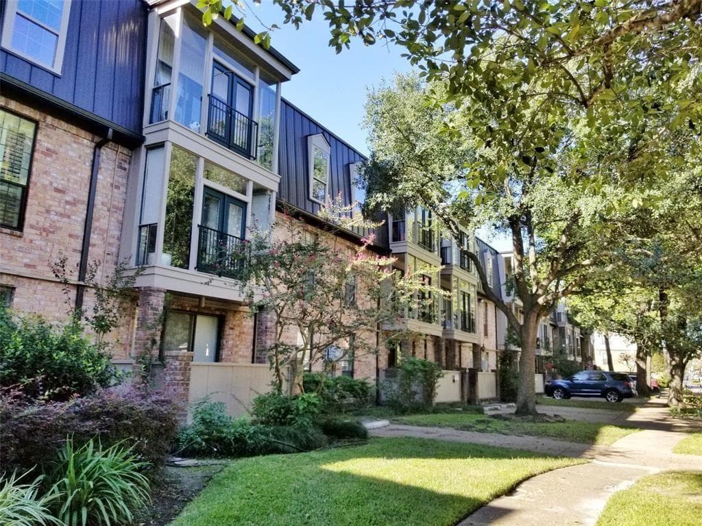 2425 Underwood St Apt 156