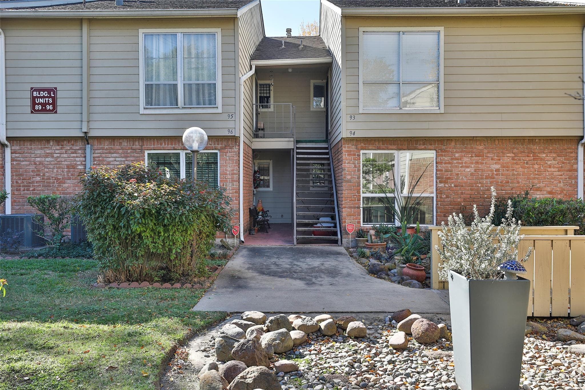 Gallery image 2