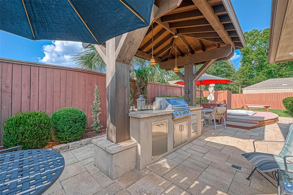 11310 Ella Lee Ln