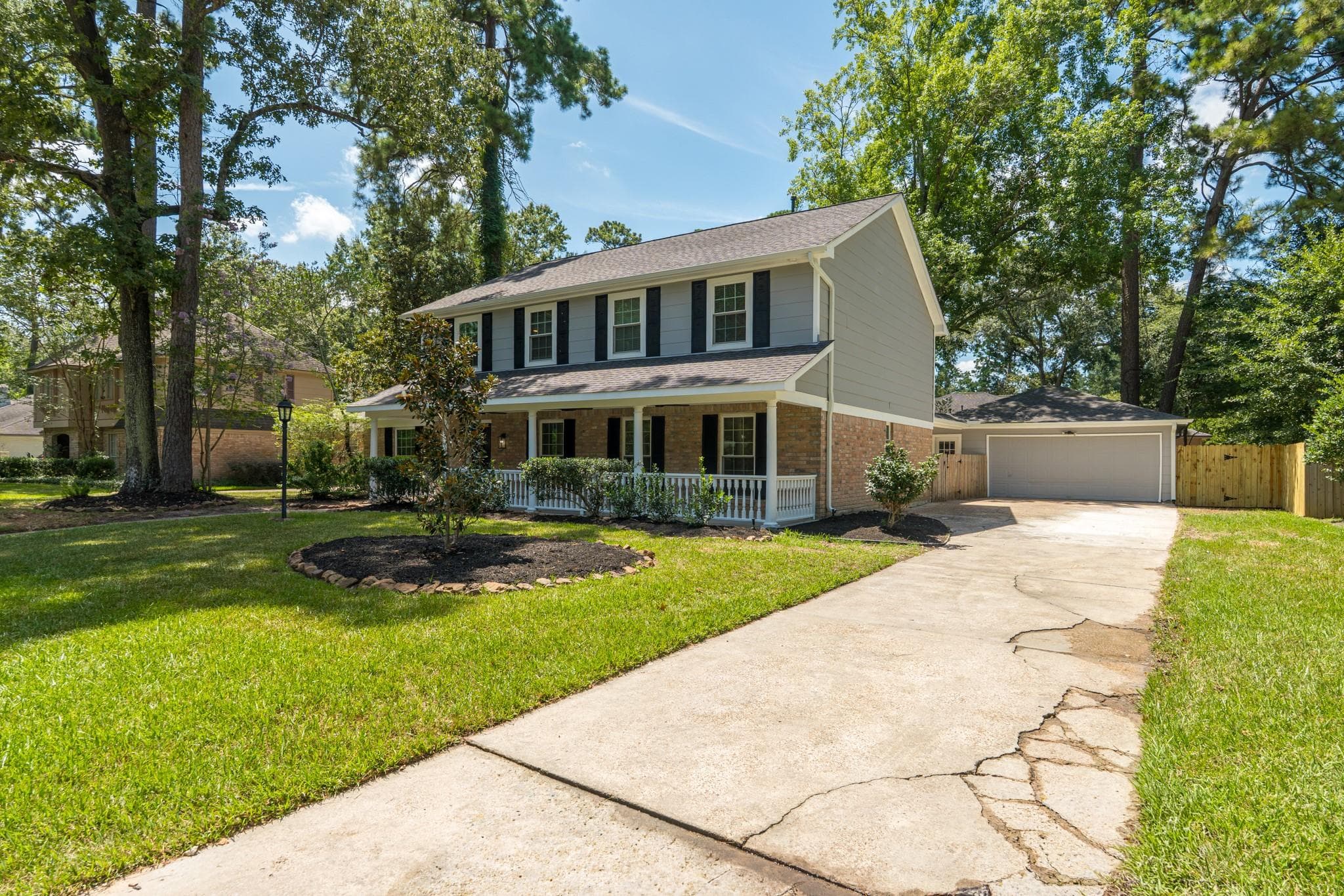 2206 Thousand Pines Dr