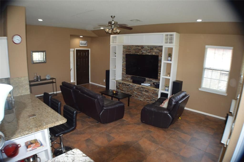 Gallery image 3