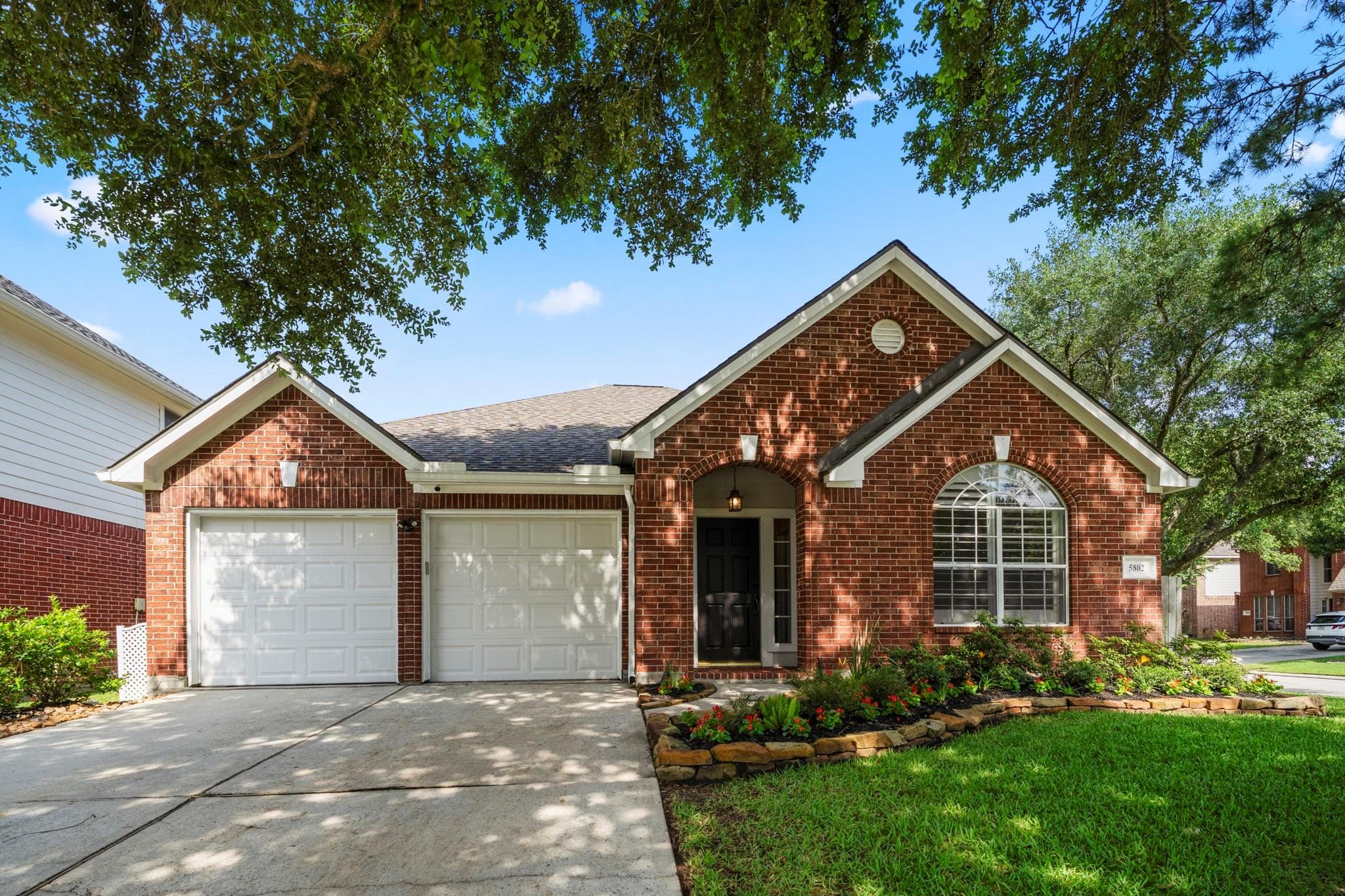 5802 Sawyer Bend Ln
