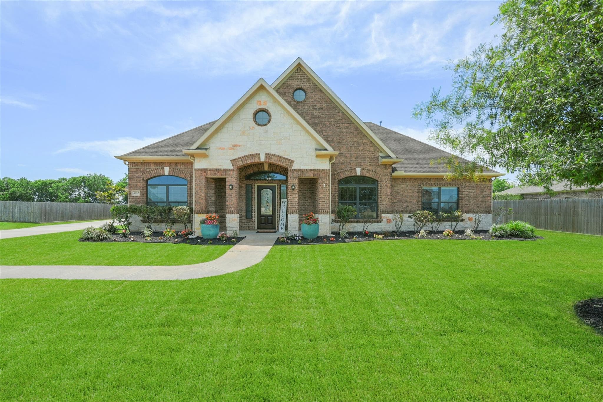Main property image