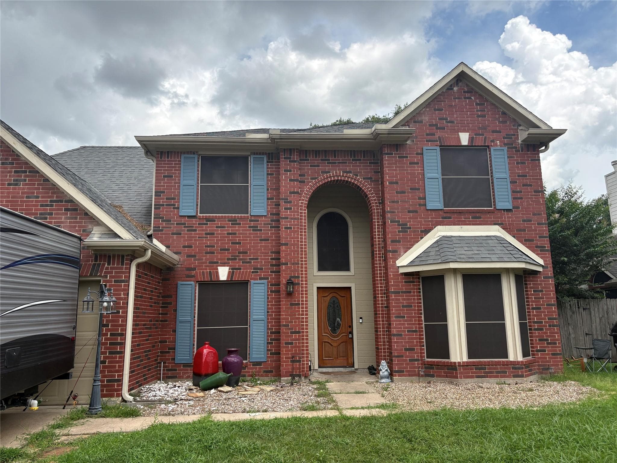 13130 Mills River St