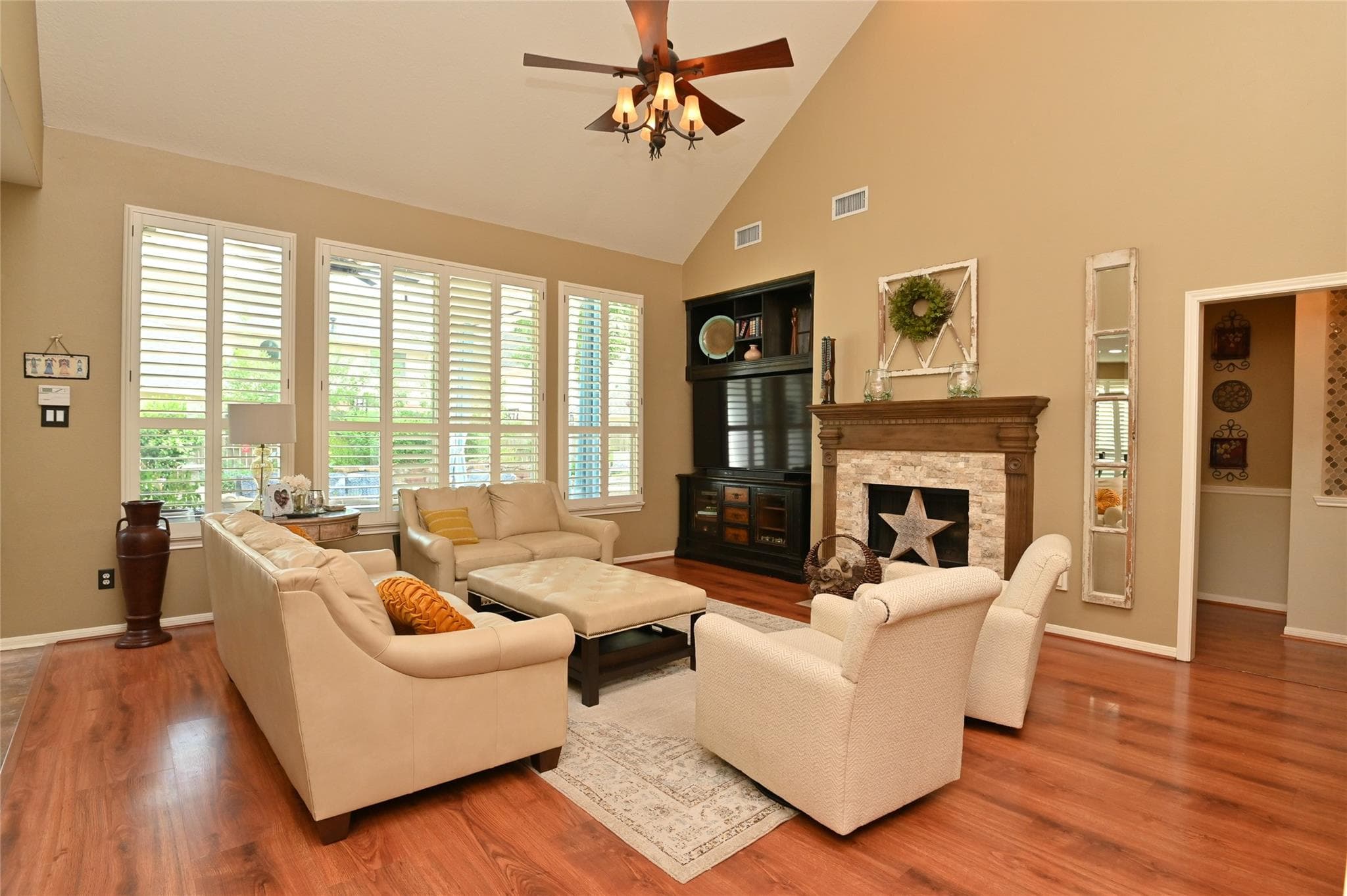 Gallery image 4