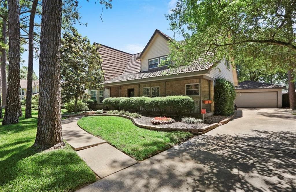3639 Chapel Square Dr