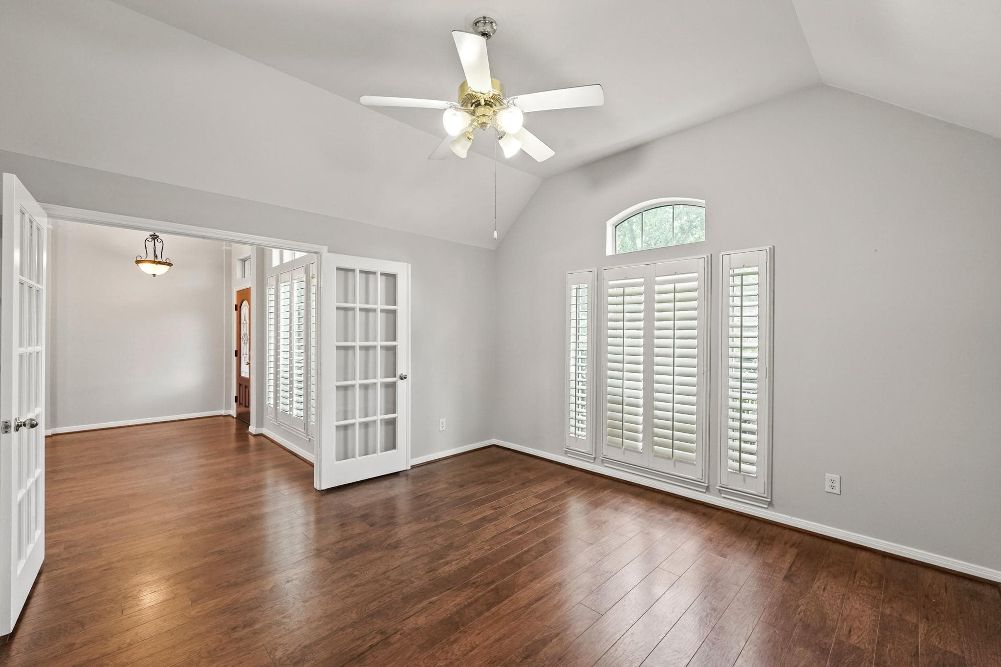 Gallery image 3