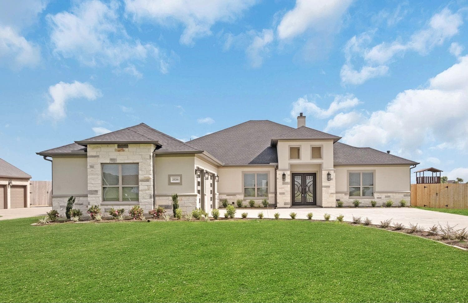 25719 Red Shadow Ln