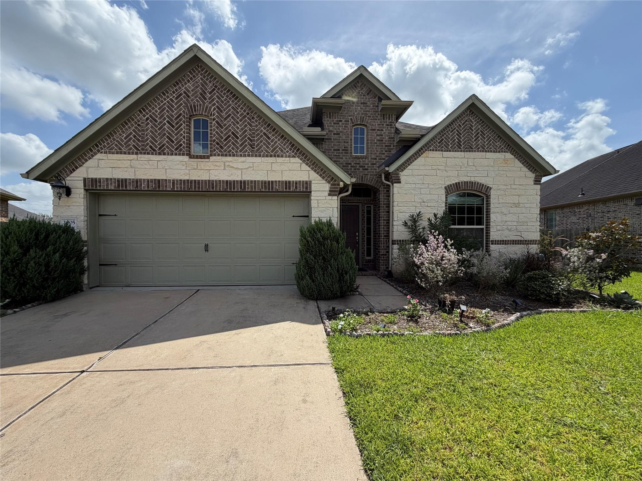 2005 Post Oak Ct