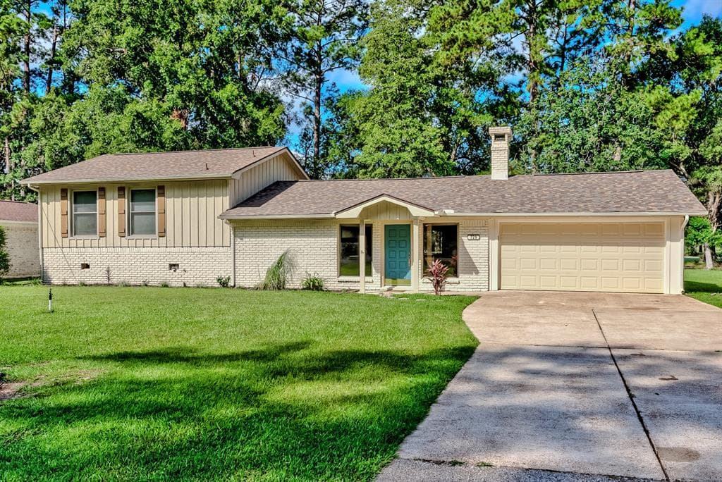 729 E Wildwood Dr