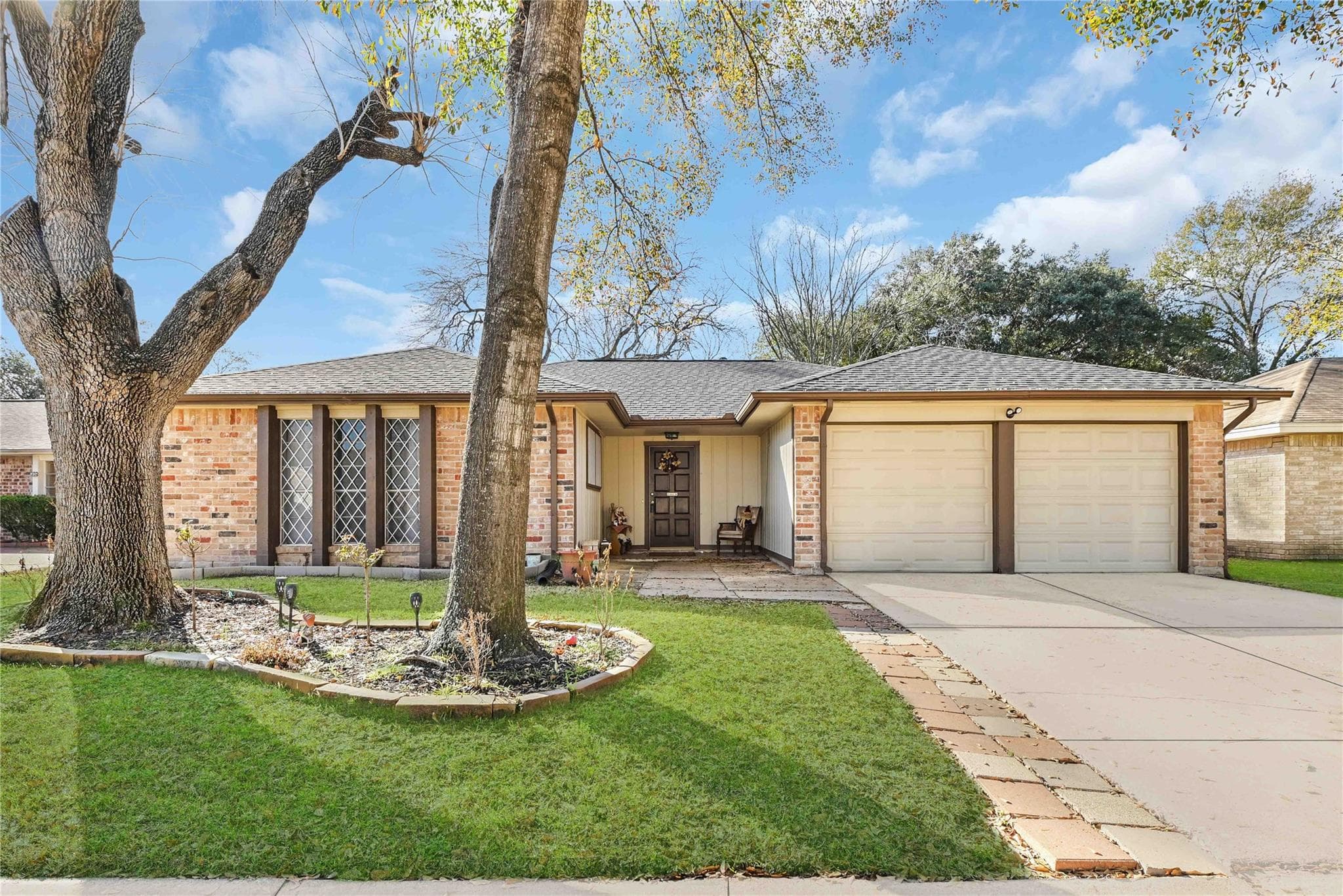 16219 Dew Drop Ln