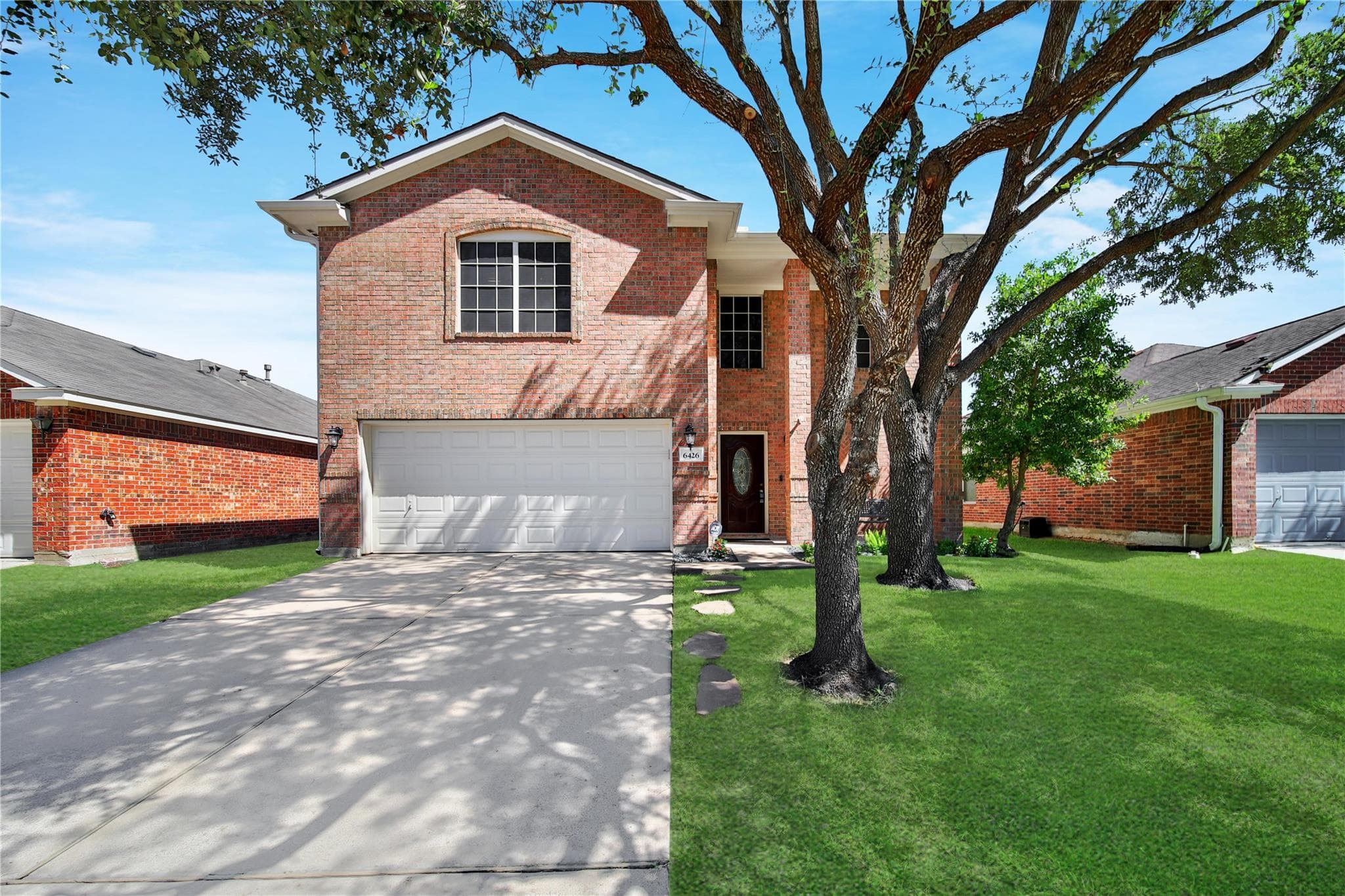 6426 Macquarie Dr