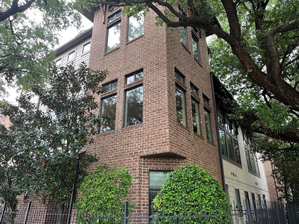 1901 Summer St