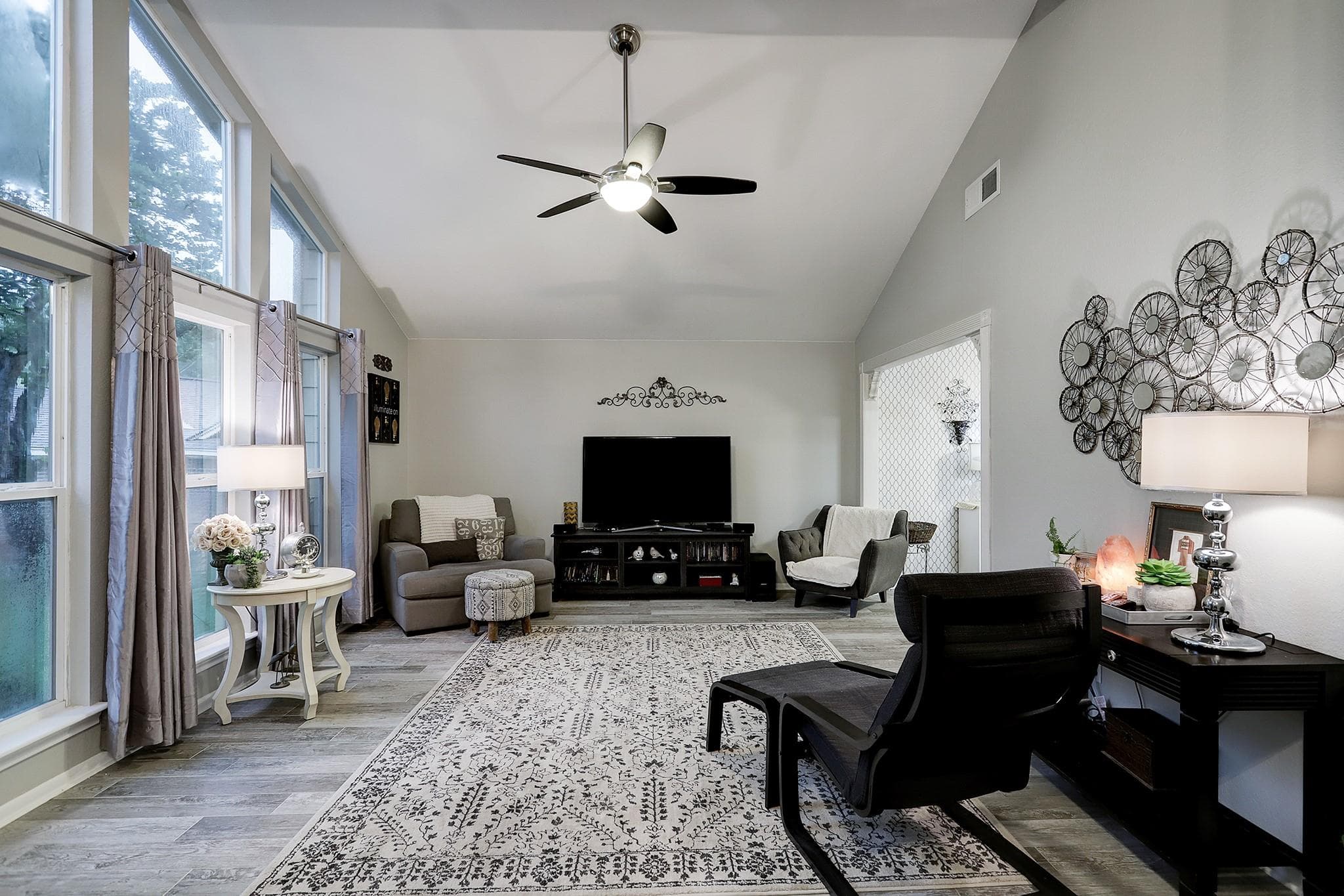 Gallery image 4