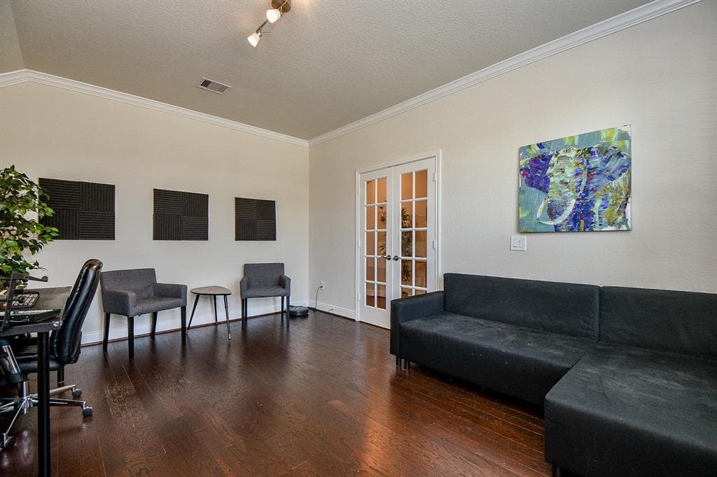 Gallery image 5