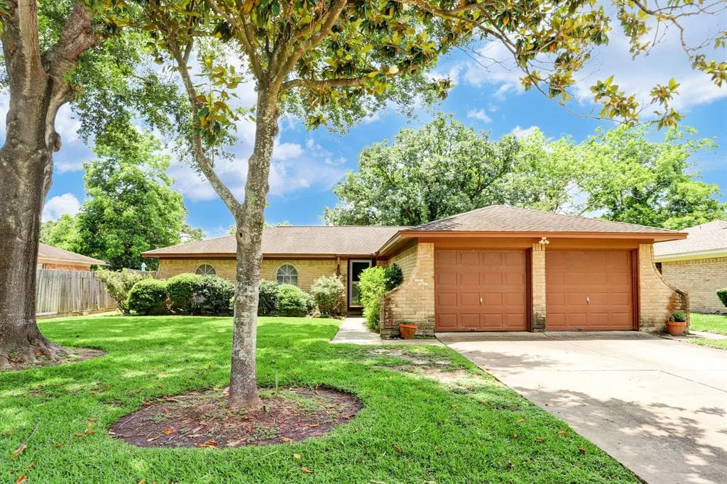 Main property image