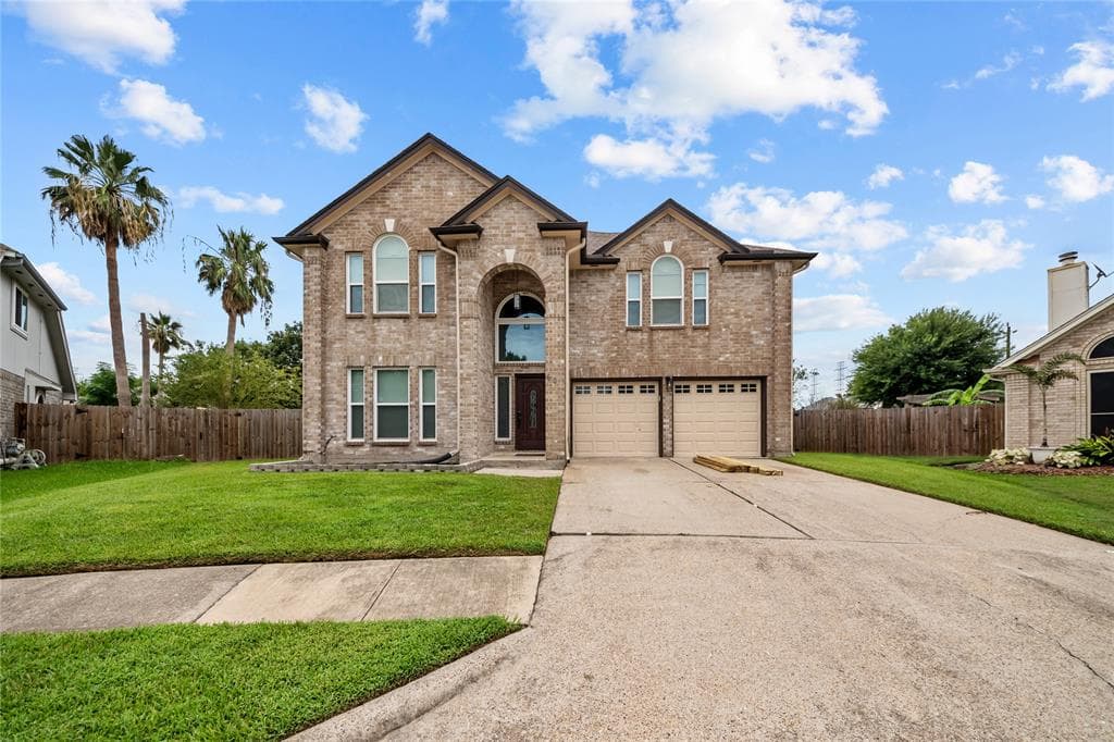 602 Oak Hill Dr