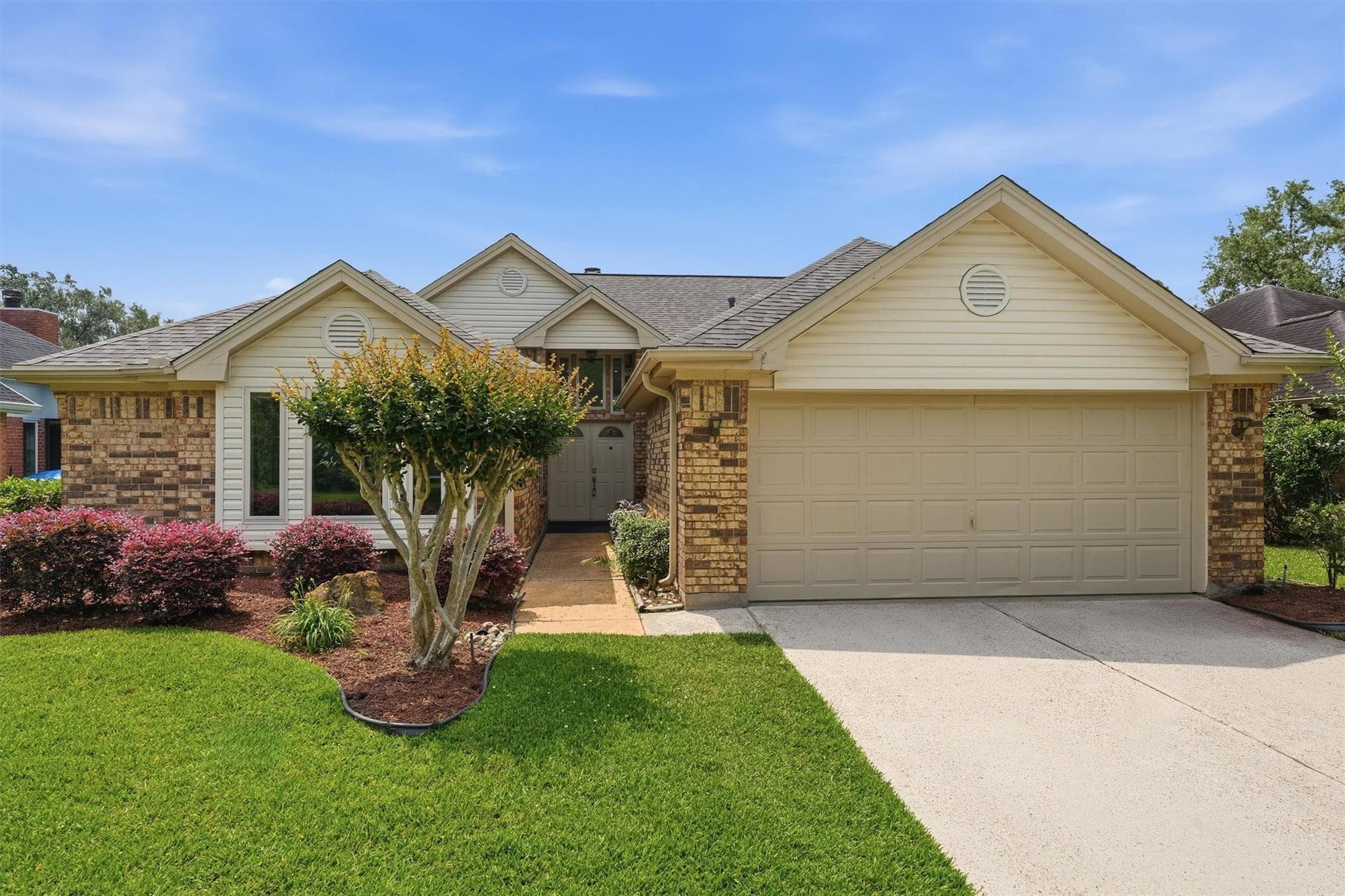3206 N Peach Hollow Cir