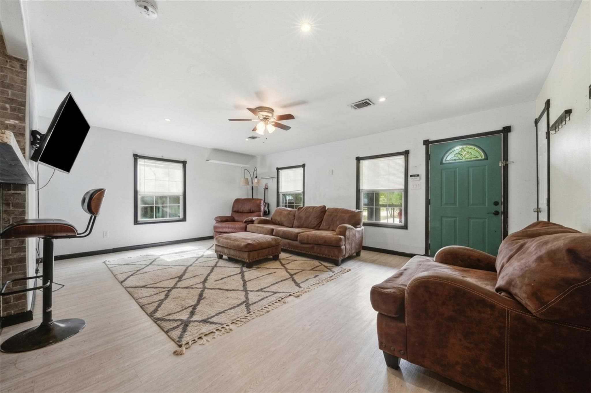 Gallery image 3