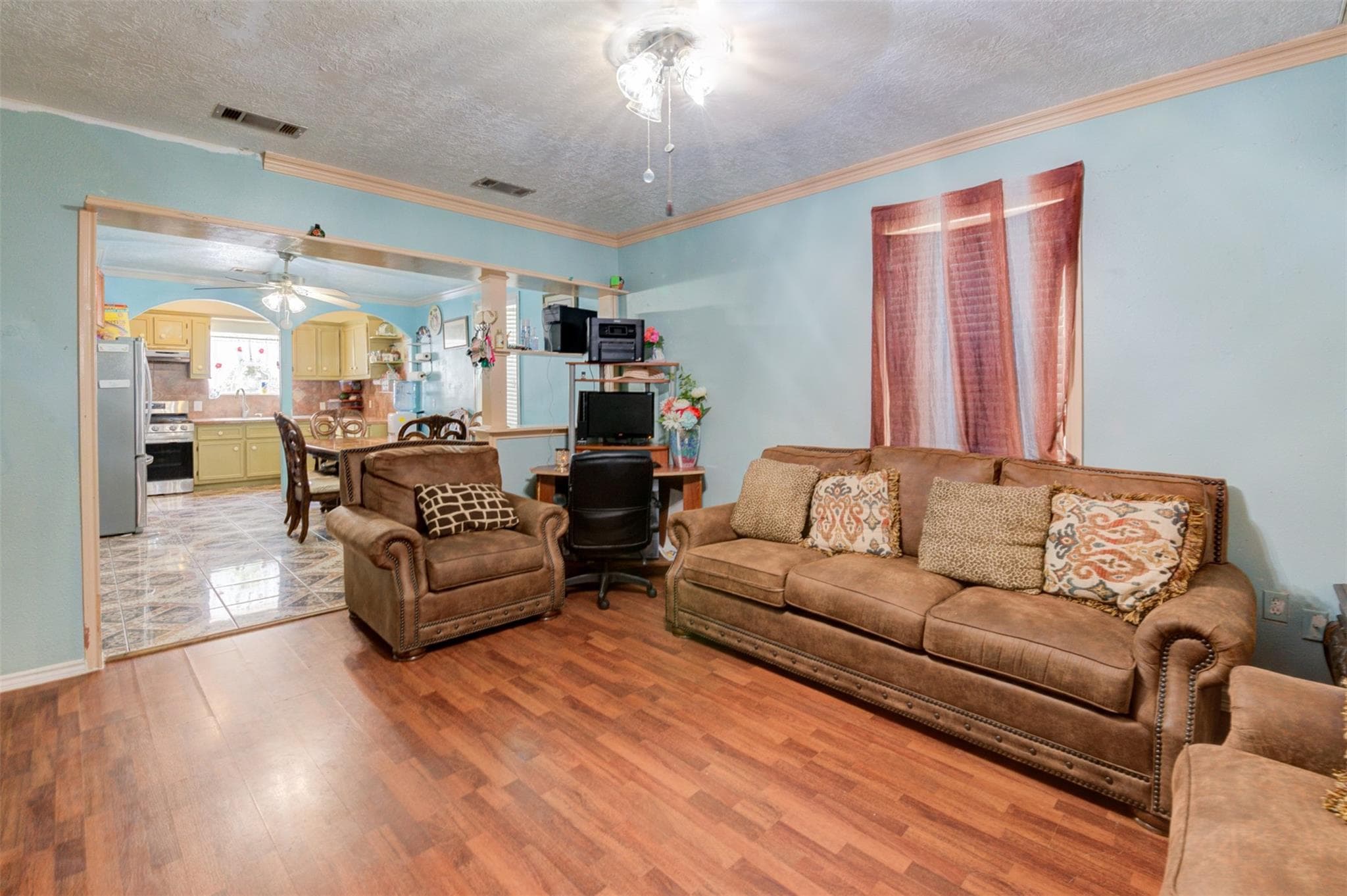 Gallery image 3