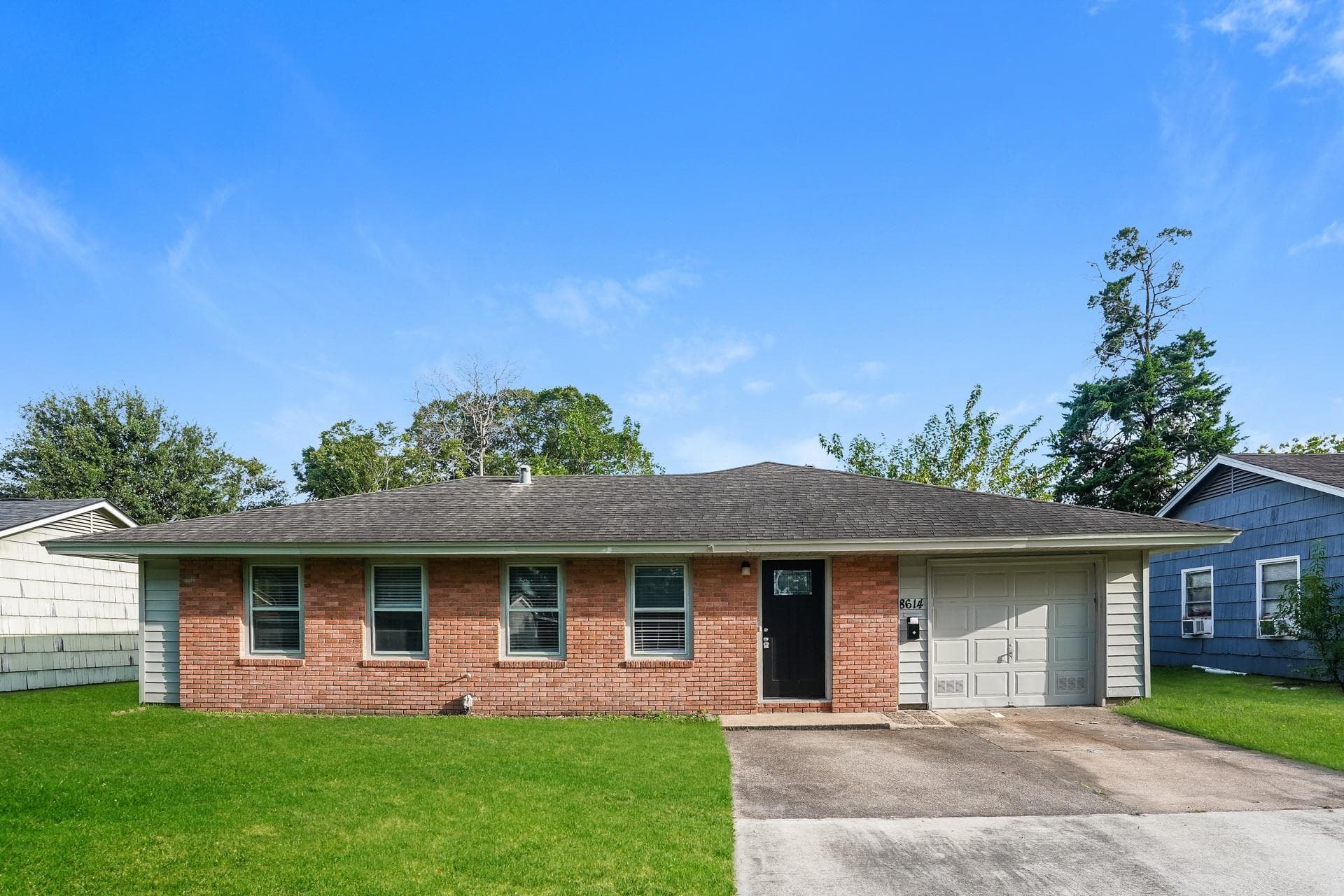 8614 Rockhill St