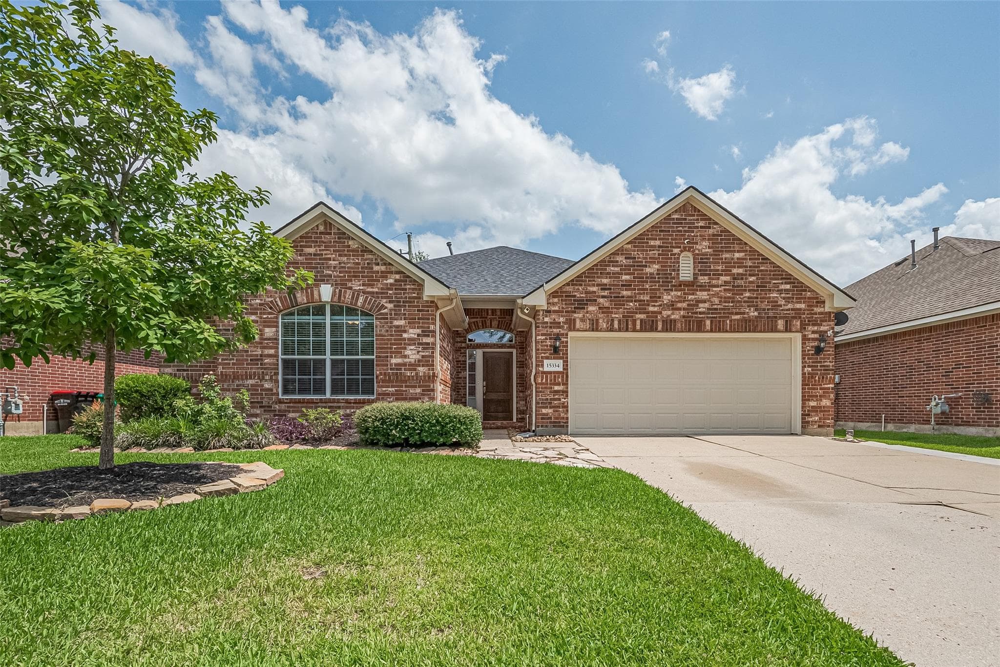 15334 Coral Leaf Trl