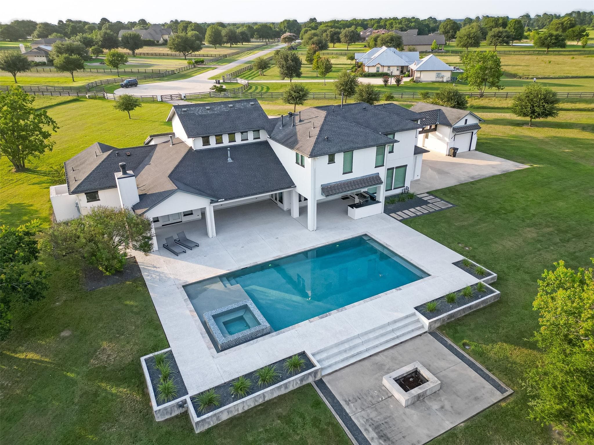 20302 Old Windmill Trl