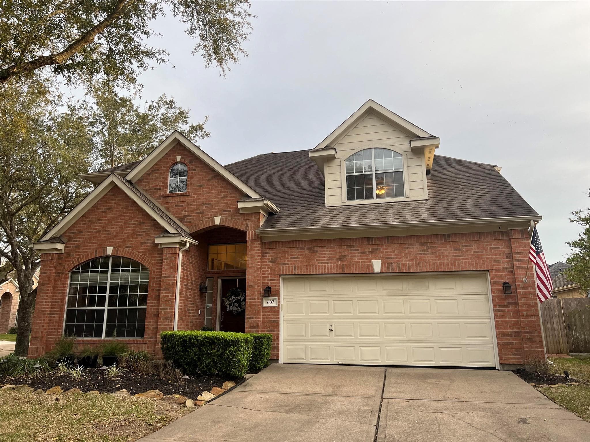 607 Presley Way