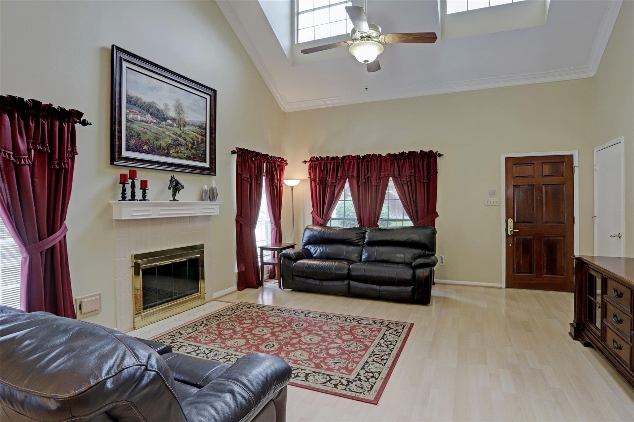 Gallery image 4