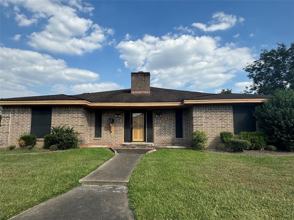 12503 Leitrim Way